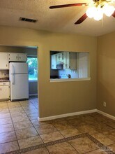 1028 Woodbury Pl in Gonzalez, FL - Building Photo - Building Photo