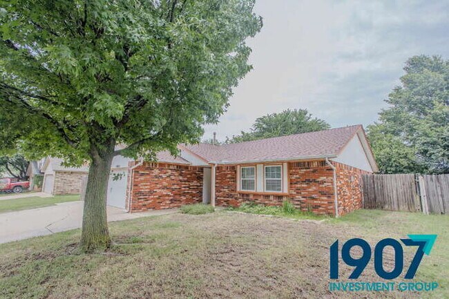 12413 SW 6th St in Yukon, OK - Building Photo - Building Photo