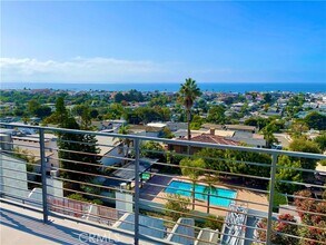 736 Gould Ave in Hermosa Beach, CA - Building Photo - Building Photo