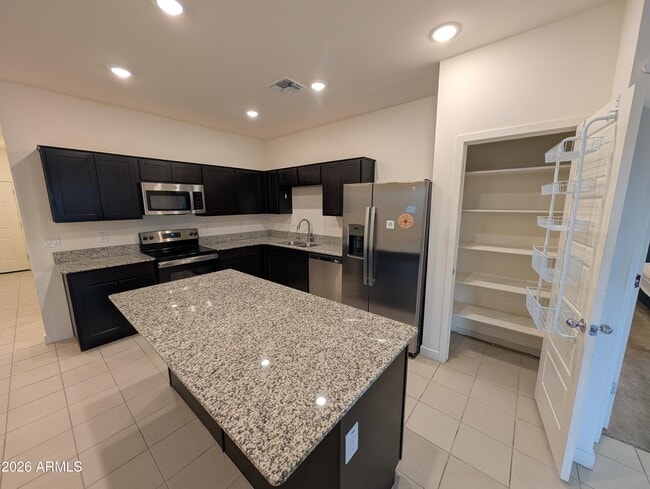 2769 E Fossil Rdg Rd in Phoenix, AZ - Building Photo - Building Photo