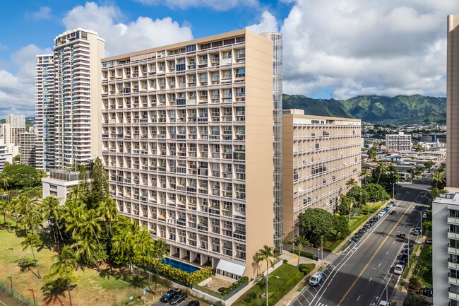 Ala Wai Plaza