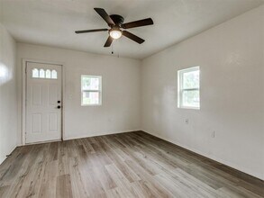 1330 NE 7th St in Oklahoma City, OK - Building Photo - Building Photo