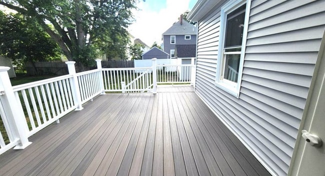 15 Greenview St in Quincy, MA - Foto de edificio - Building Photo
