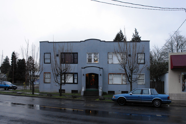 8015 N Lombard St in Portland, OR - Building Photo - Building Photo