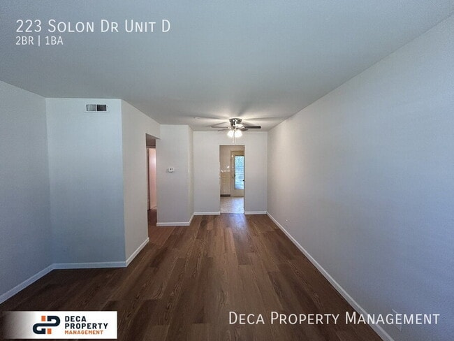 223 Solon Dr in Ballwin, MO - Building Photo - Building Photo