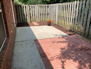 3018 Whitland Crossing Dr in Nashville, TN - Building Photo - Building Photo