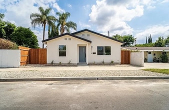 8124 Shirley Ave in Los Angeles, CA - Building Photo - Building Photo