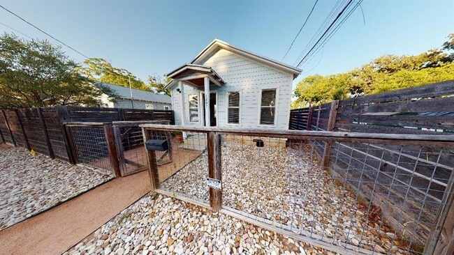 property at 1207 Salina St