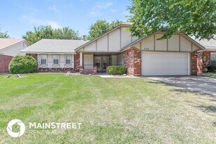 8312 NW 112th St in Oklahoma City, OK - Building Photo