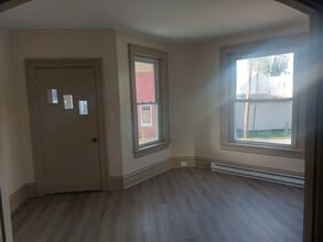 248 Church St in Sunbury, PA - Building Photo - Building Photo