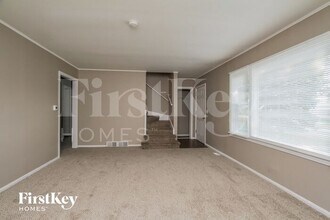 713 Gates St in West Chicago, IL - Building Photo - Building Photo