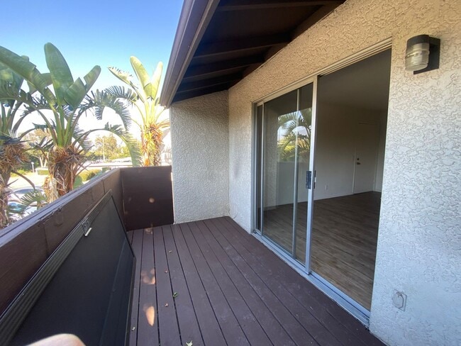 8990 19th St in Rancho Cucamonga, CA - Building Photo - Building Photo