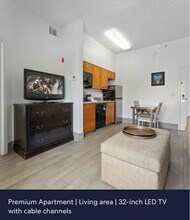 9880 N Scottsdale Rd in Scottsdale, AZ - Building Photo - Building Photo