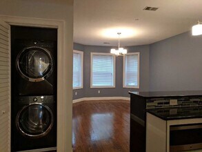 78 Browne St, Unit 1 in Brookline, MA - Building Photo - Building Photo