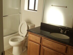 6105 Orchard Grove Way in Riverside, CA - Building Photo - Building Photo