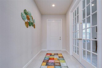 10422 Gliding Eagle Wy in Land O Lakes, FL - Building Photo - Building Photo