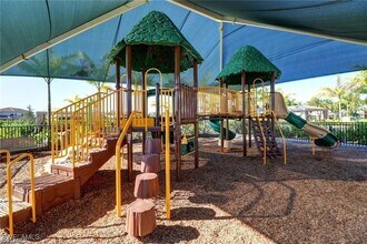 3745 Pleasant Springs Dr in Naples, FL - Building Photo - Building Photo