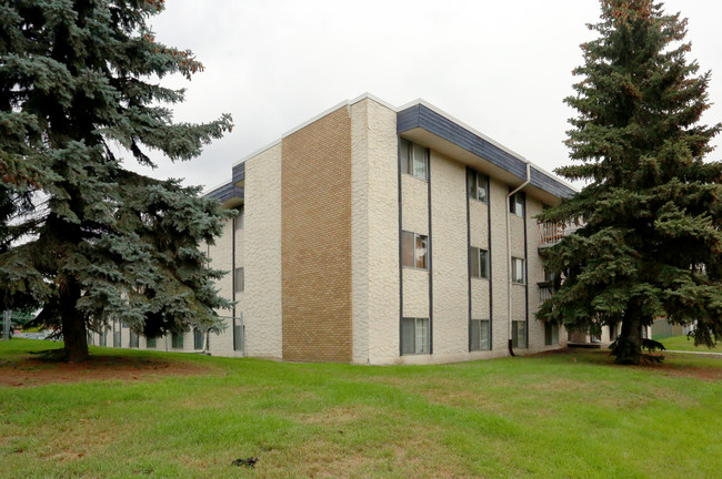 Amelia Meadows in Edmonton, AB - Building Photo - Building Photo