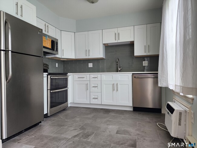 property at 52 Glen Ridge Ct