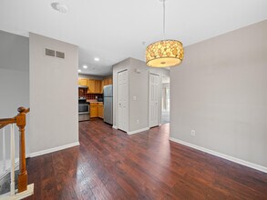 29422 Glen Oaks Blvd W in Farmington Hills, MI - Building Photo - Building Photo