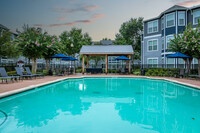 Crossings at Hillcroft in Houston, TX - Building Photo - Building Photo