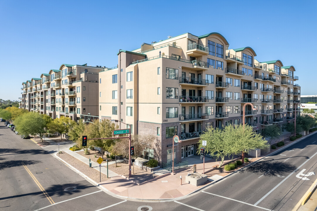 Tapestry on Central in Phoenix, AZ - Building Photo