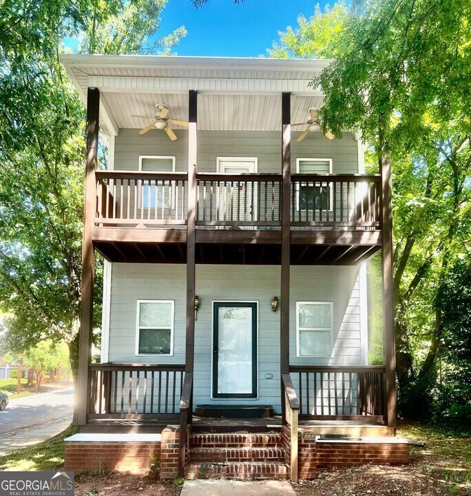150 Joseph E. Lowery Blvd NW in Atlanta, GA - Foto de edificio