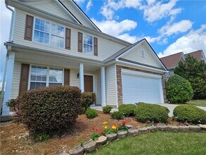 819 Clairidge Elm Trail SW in Lawrenceville, GA - Building Photo - Building Photo