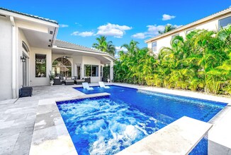 6020 Walnut Hill Dr in Wellington, FL - Building Photo - Building Photo