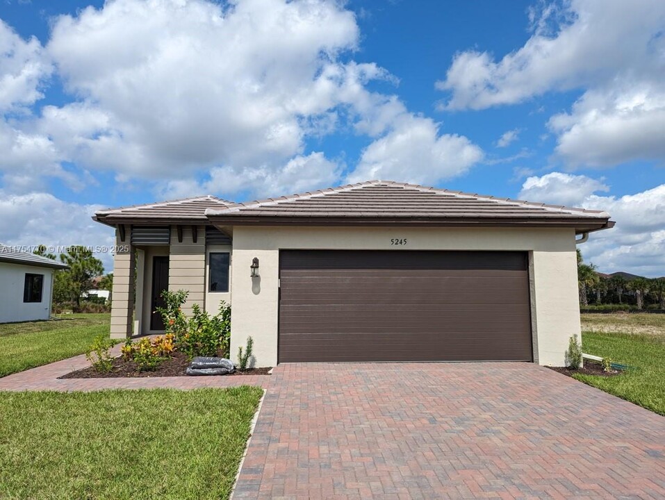 5245 Marano Dr in Ave Maria, FL - Building Photo