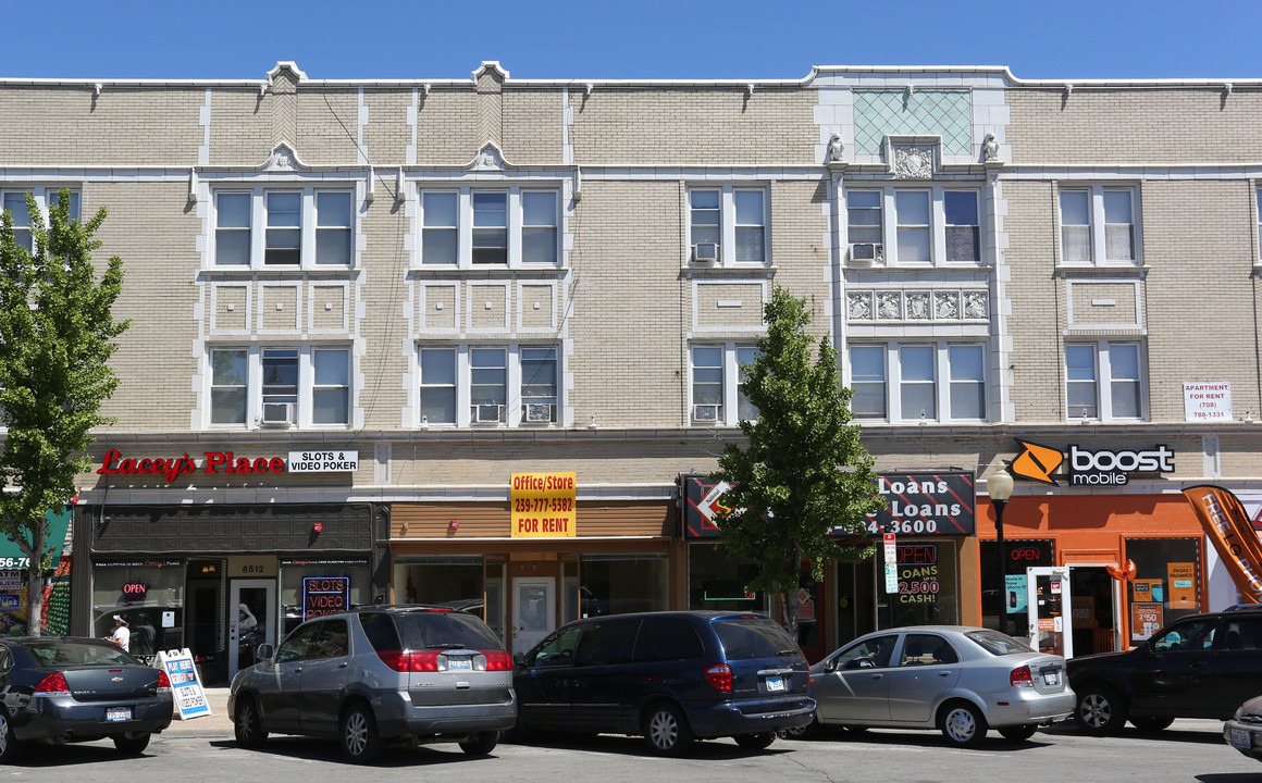 6500-6510 Cermak Rd in Berwyn, IL - Building Photo