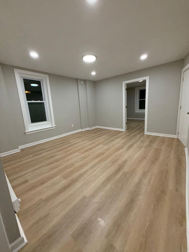 1142 Spring Garden St in Allentown, PA - Building Photo - Building Photo