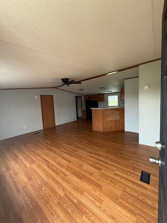 97 Juanita Ln in Jacksonville, AL - Building Photo - Building Photo