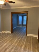 5600 S May St, Unit 2 in Chicago, IL - Building Photo - Building Photo