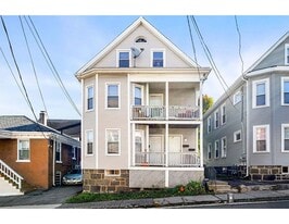 3 Hazel St, Unit 1 in Salem, MA - Building Photo