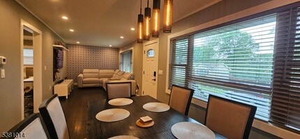 141 West End Ave in Hopatcong, NJ - Building Photo - Building Photo