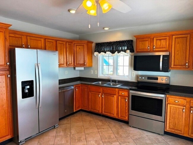 50 Wigwam Hill Dr in Worcester, MA - Foto de edificio - Building Photo