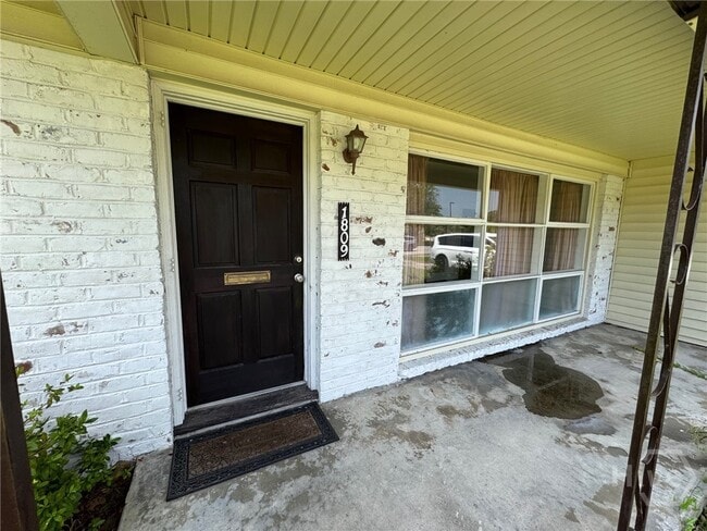1809 E Derenne Ave in Savannah, GA - Building Photo - Building Photo