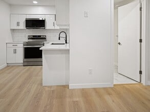 1333-1156 156 St SW in Edmonton, AB - Building Photo - Building Photo