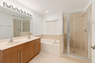 5109 NW 30th Ln in Fort Lauderdale, FL - Building Photo - Building Photo