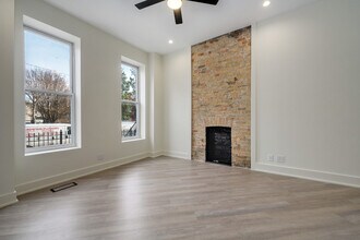 1242 N Campbell Ave in Chicago, IL - Building Photo - Building Photo