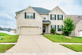 16302 Spitfire Lake Path in Louisville, KY - Building Photo - Building Photo