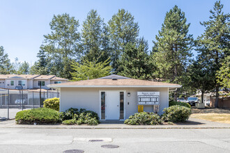 10051 155 St in Surrey, BC - Building Photo - Building Photo