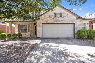 620 Middle Creek Dr in Buda, TX - Building Photo