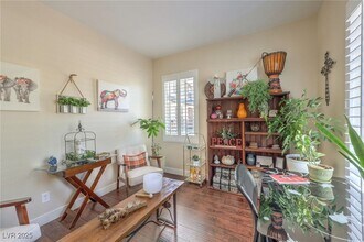 4925 N Goldfield St in North Las Vegas, NV - Building Photo - Building Photo