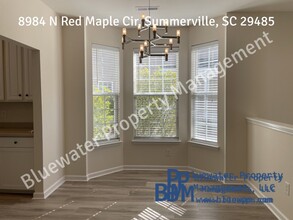 8984 N Red Maple Cir in Summerville, SC - Building Photo - Building Photo