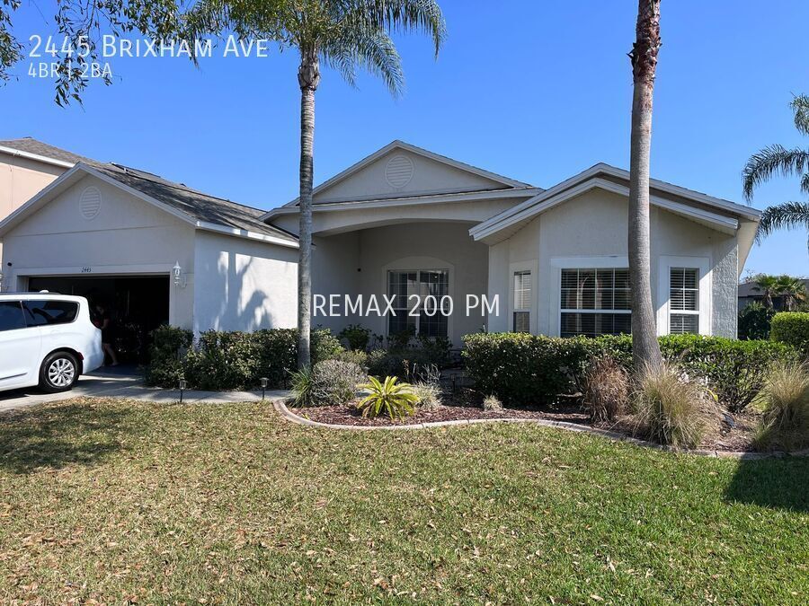 2445 Brixham Ave in Orlando, FL - Building Photo