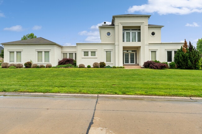 property at 2308 Kenneth Dr