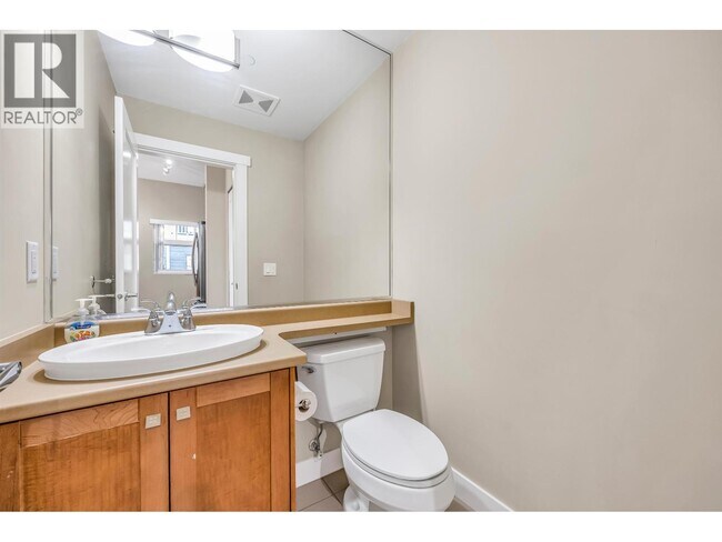 7388 Macpherson Ave in Burnaby, BC - Building Photo - Building Photo