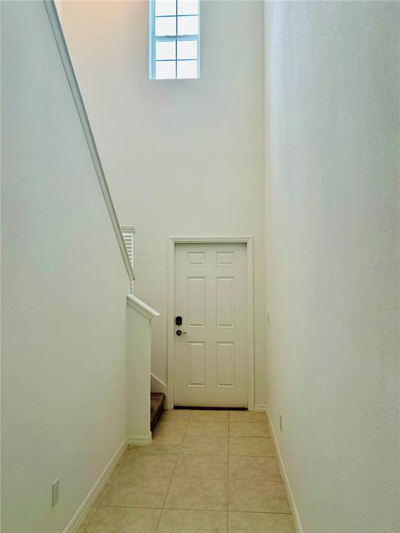 11021 Radiant Shr Lp in San Antonio, FL - Building Photo - Building Photo
